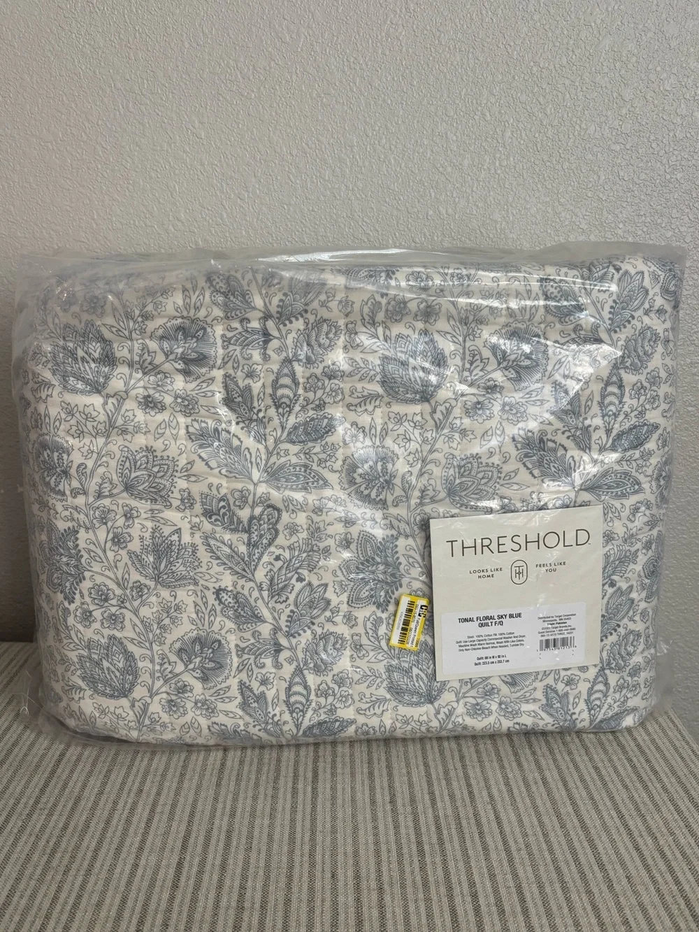 NWT Full/Queen Printed Cotton Voile Tonal Floral Quilt Ivory/Sky Blue Threshold
